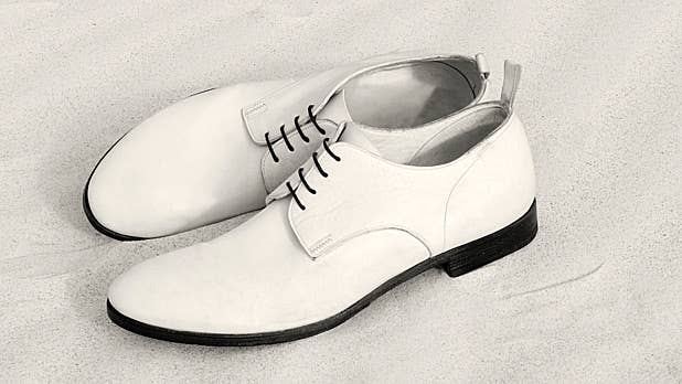how to clean white leather dress shoes SPOTLESS: Sneaker Stains