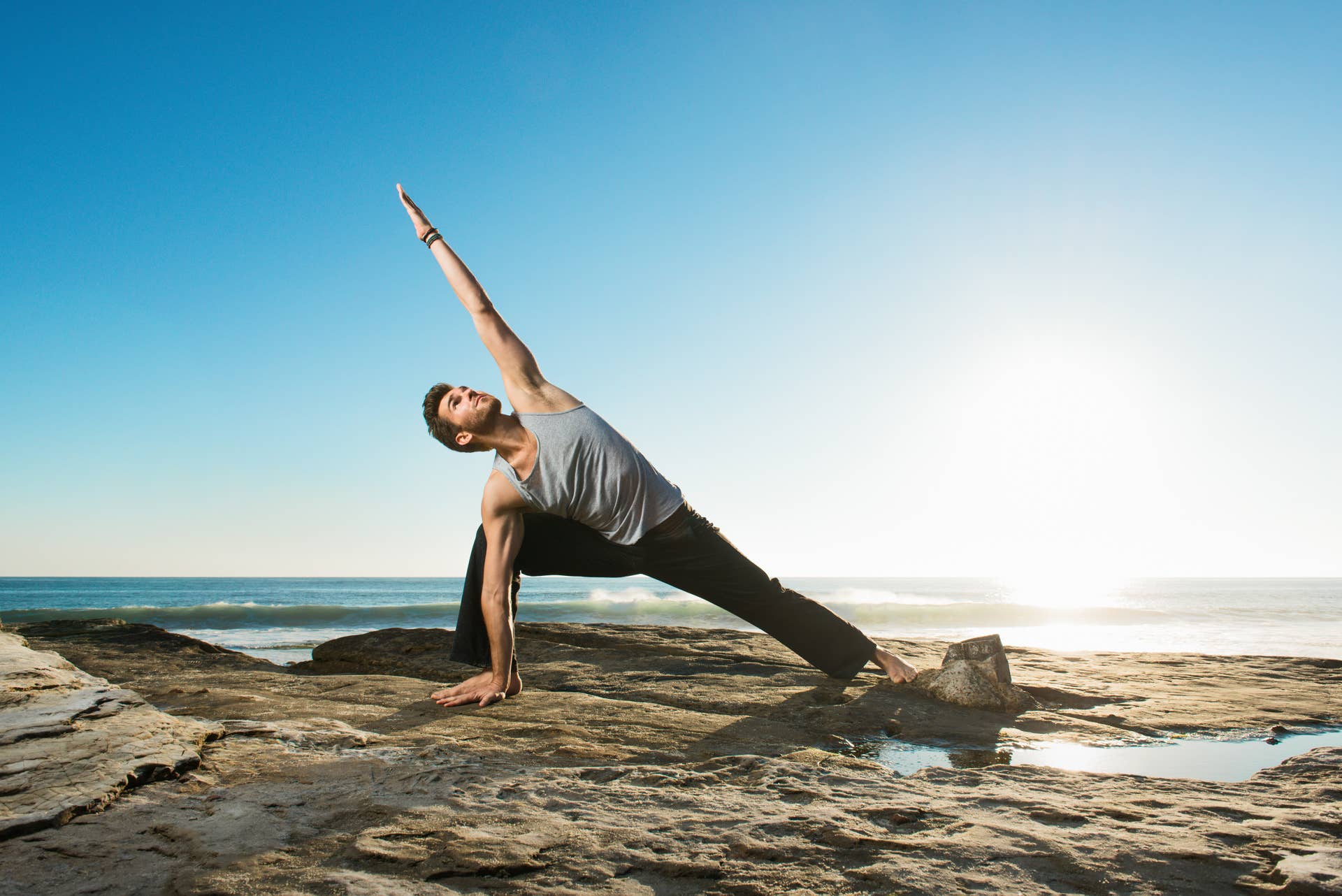 10 Bodyweight Workouts That Are Better on a Beach - Men's Journal
