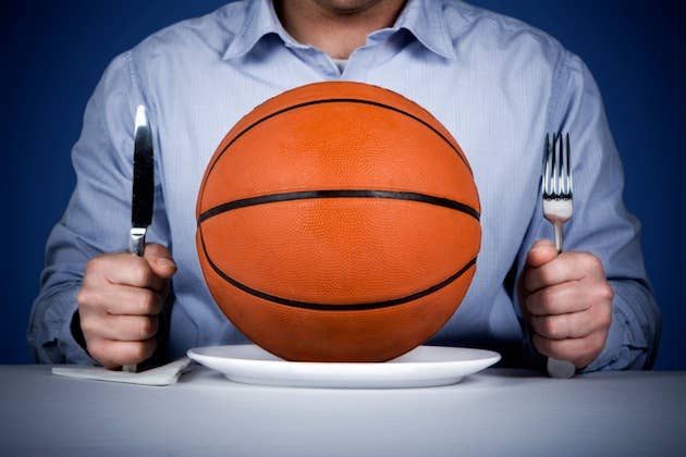 Healthy Snacks for March Madness Games - Men's Journal