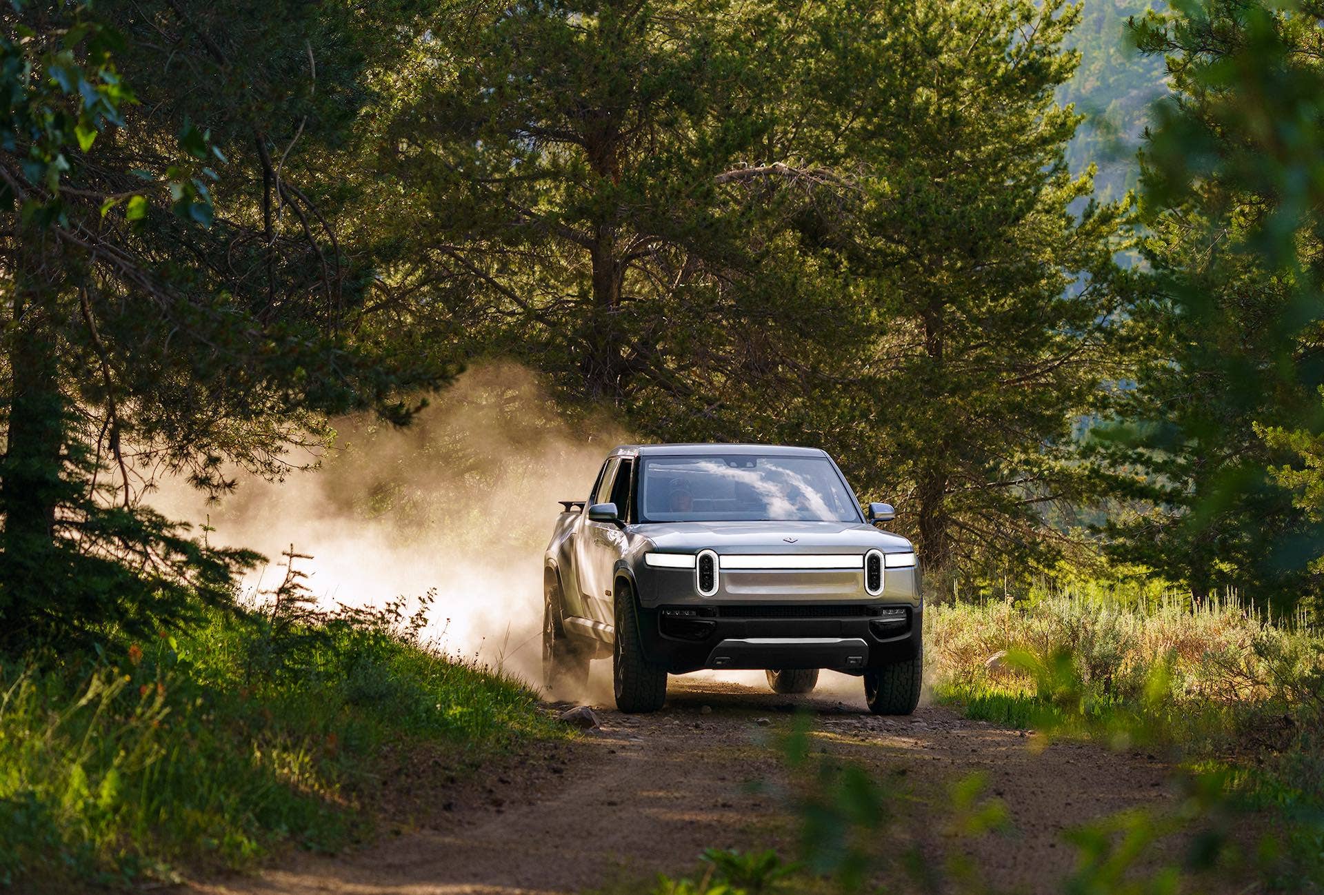 Rivan Auto Test Drive: Rivian R1S Electric SUV | Men’s Journal - Men's Journal