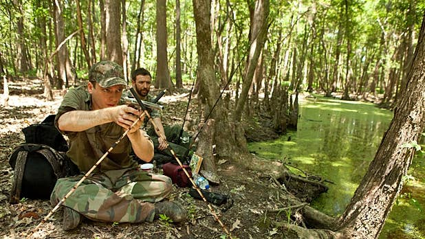 does duck dynasty chew tobacco How Duck Dynasty's Robertson Clan Became America's Favorite TV Family