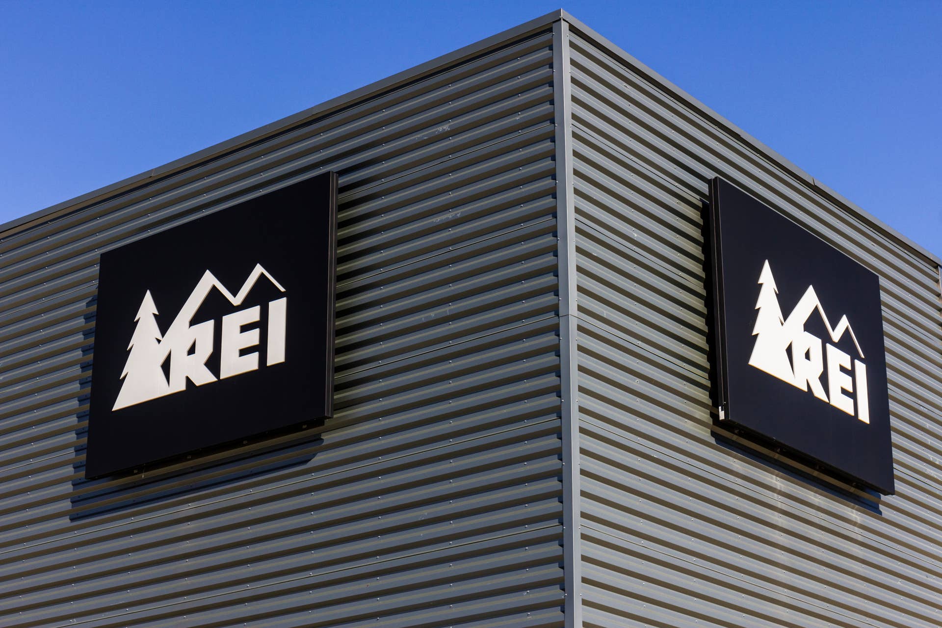 Cotopaxi’s Lightweight Waterproof Parka Is Over 50% Off at REI