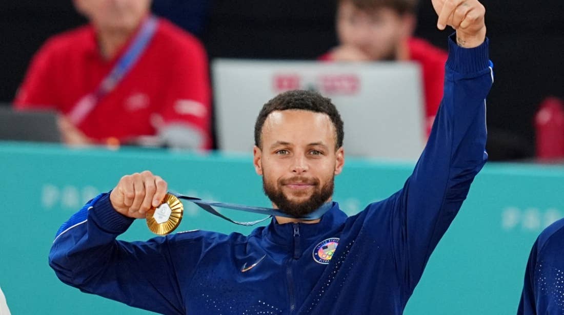Steph Curry Moves Past a Five-Time Champion in Scoring - Men's Journal