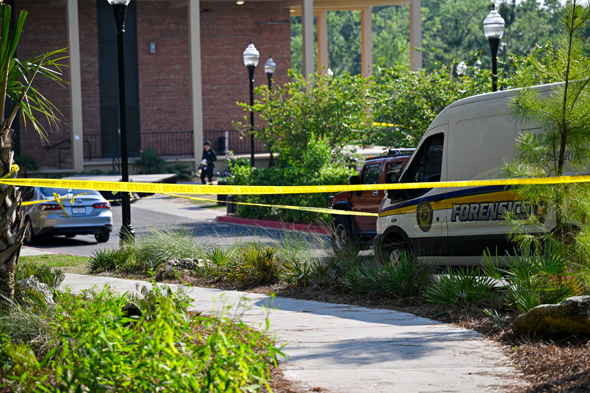 'Starbucks Cup' Video Fuels Outrage After FSU Shooting - Men's Journal