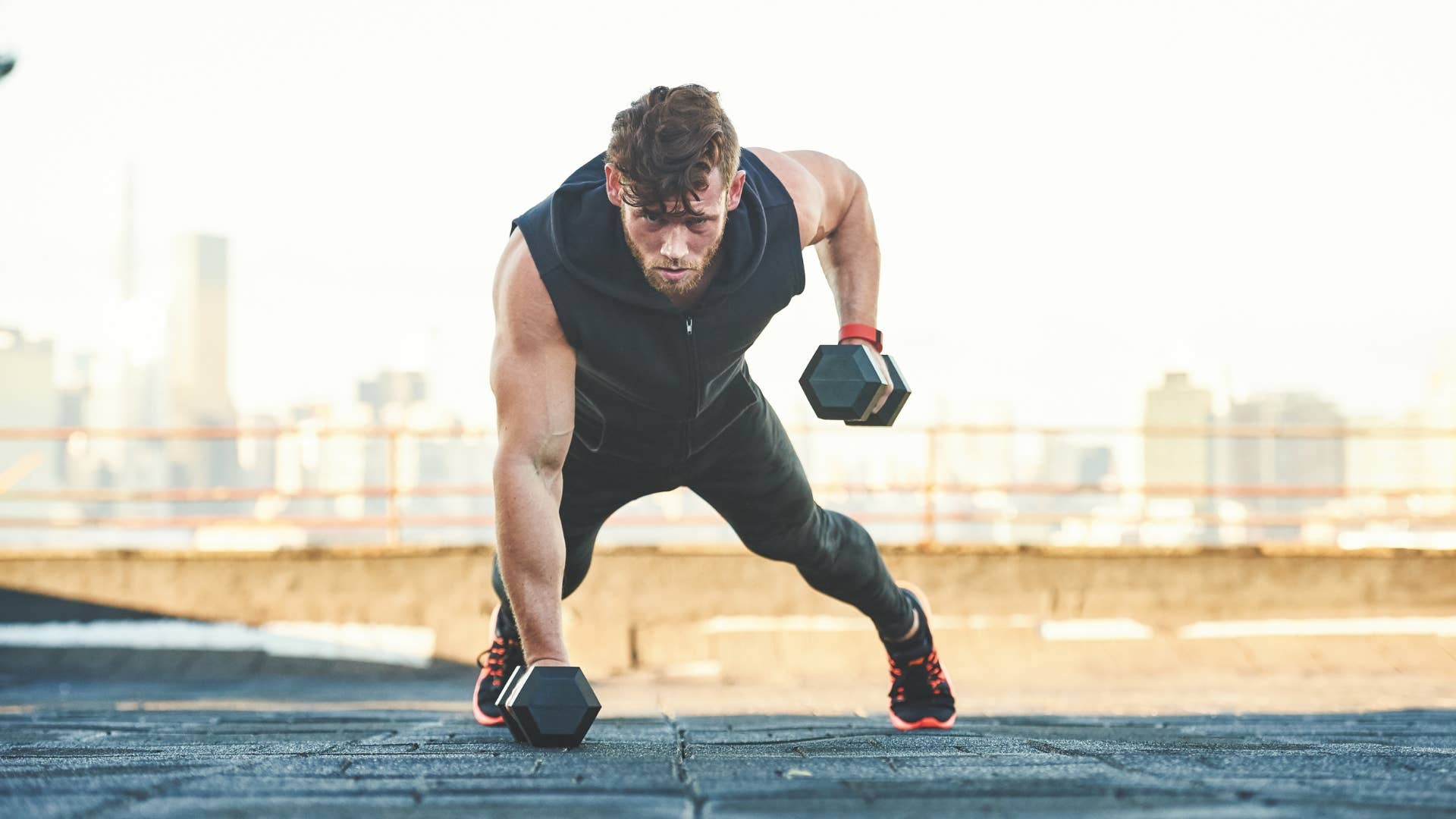 How To Do a Renegade Row To Build a Bigger, Stronger Back - Men's Journal