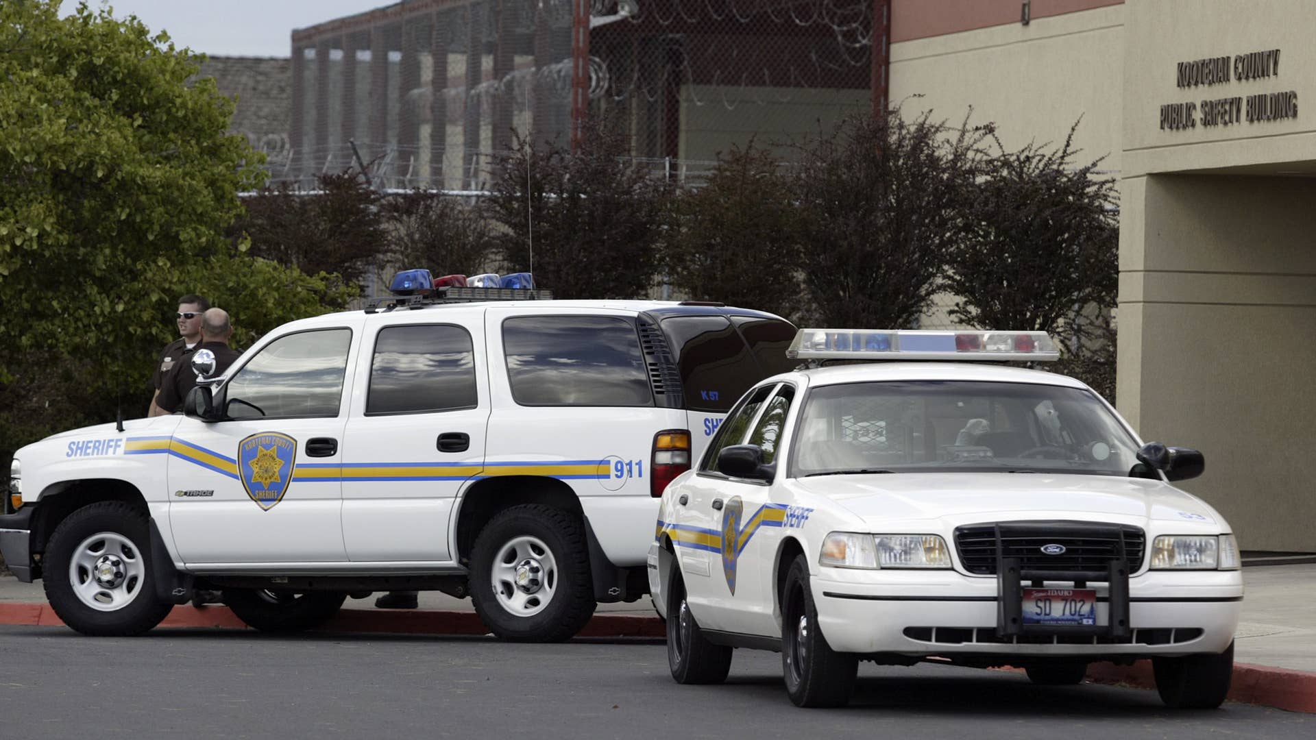 Idaho Firefighters Shot in 'Heinous' Ambush by Active Shooter - Men's ...