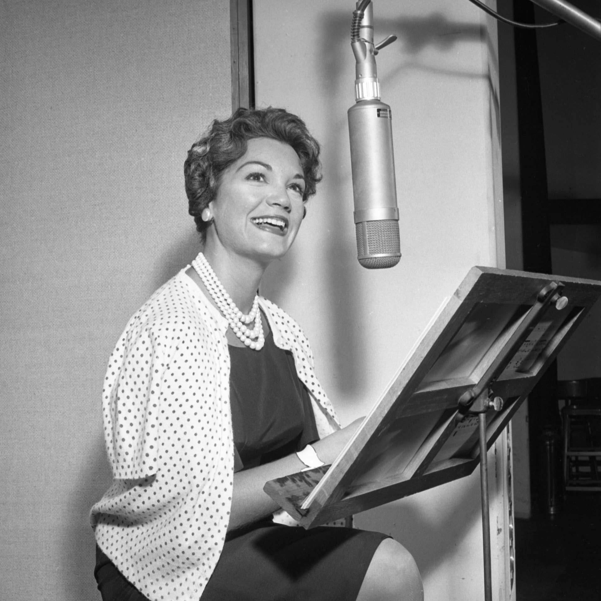 Connie Francis, Iconic Singer and Actor, Dies at 87 - Men's Journal