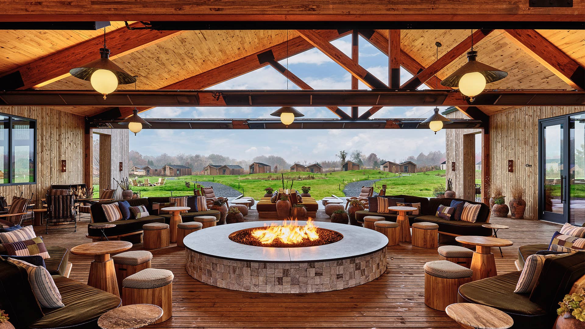 AUBERGE　MOTO38 Wildflower Farms Auberge Resorts Collection Review - Men's Journal