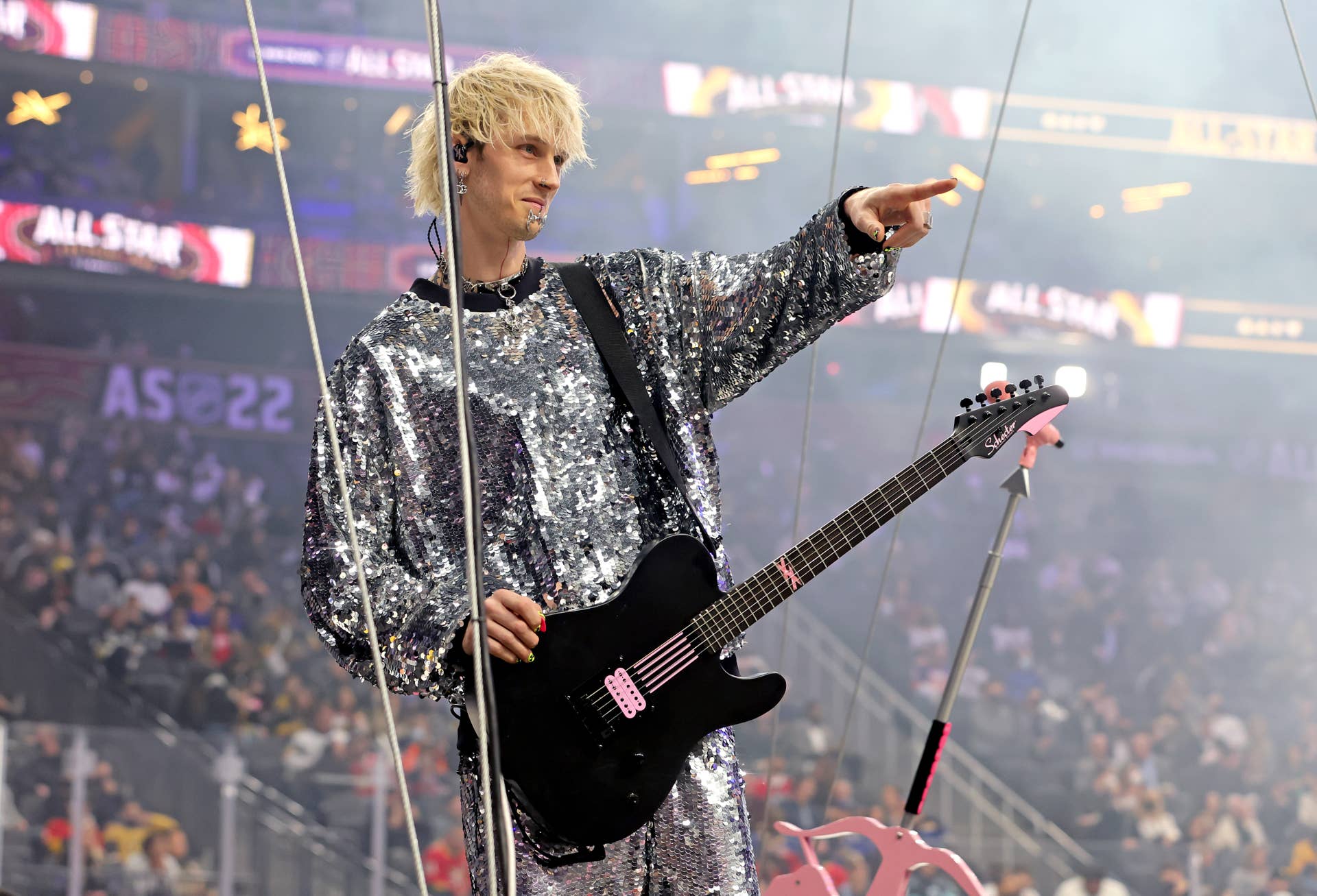 Machine Gun Kelly’s Hilarious Football Blunder Gets Roasted by Pat ...