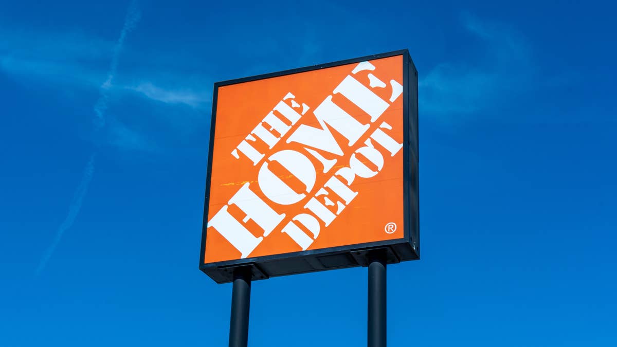 Home Depot Sells a $59 Solar-Powered Patio Umbrella That Charges Itself During t...