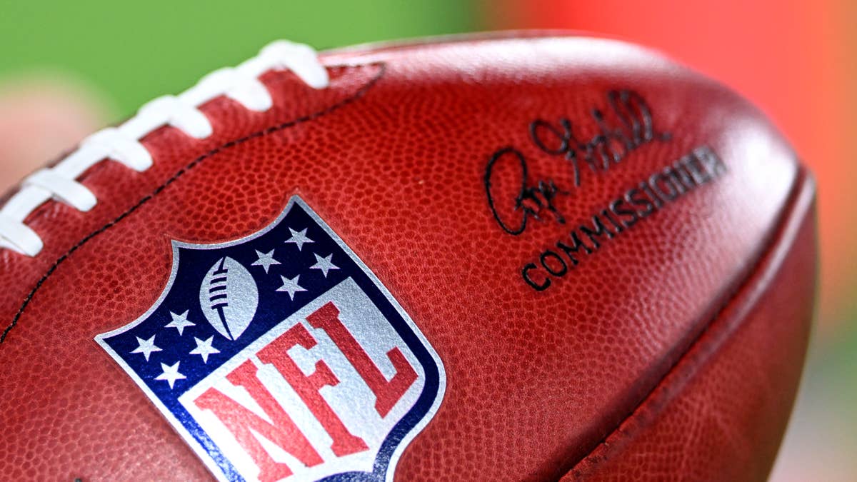 Legendary Longtime College, NFL Coach Dies at 73