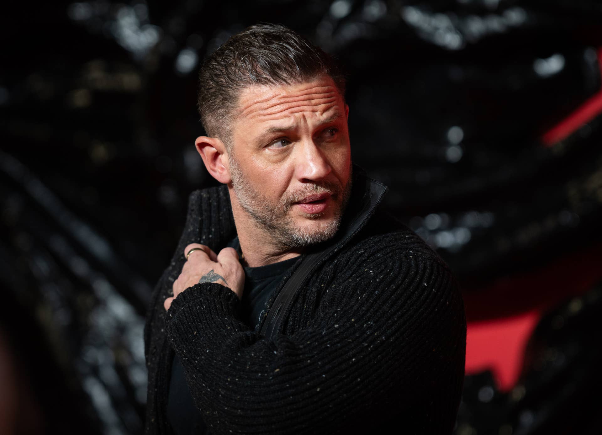 Tom Hardy's Hot New Mob Show's Cast Just Added an 'Ozark' Star