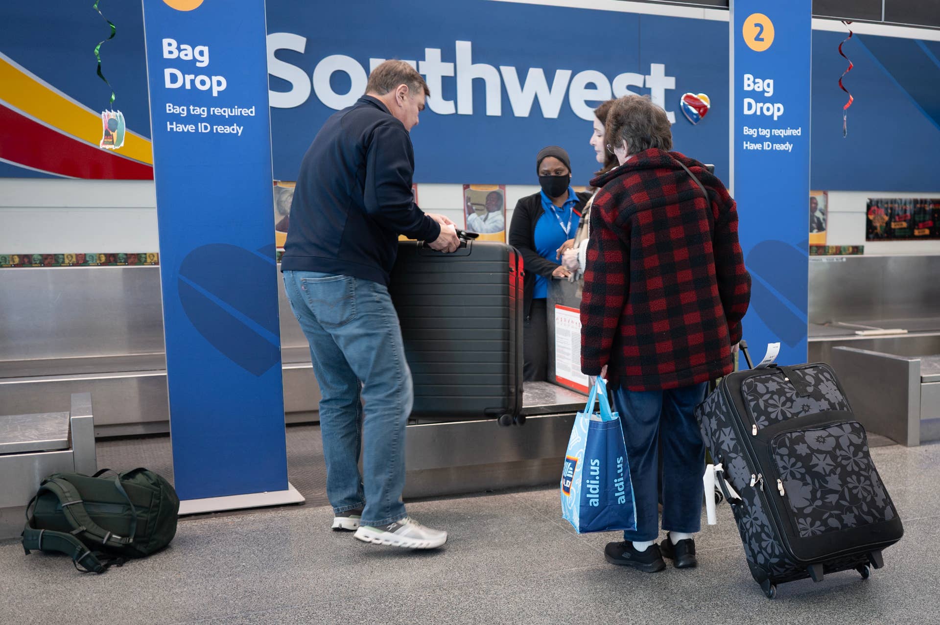 southwest checked baggage dimensions