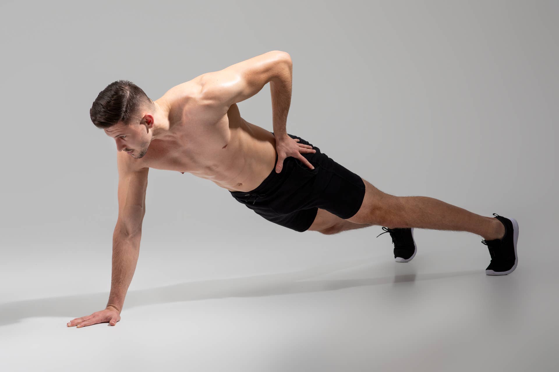 3 Progressions to Master the One-Arm Pushup - Men's Journal
