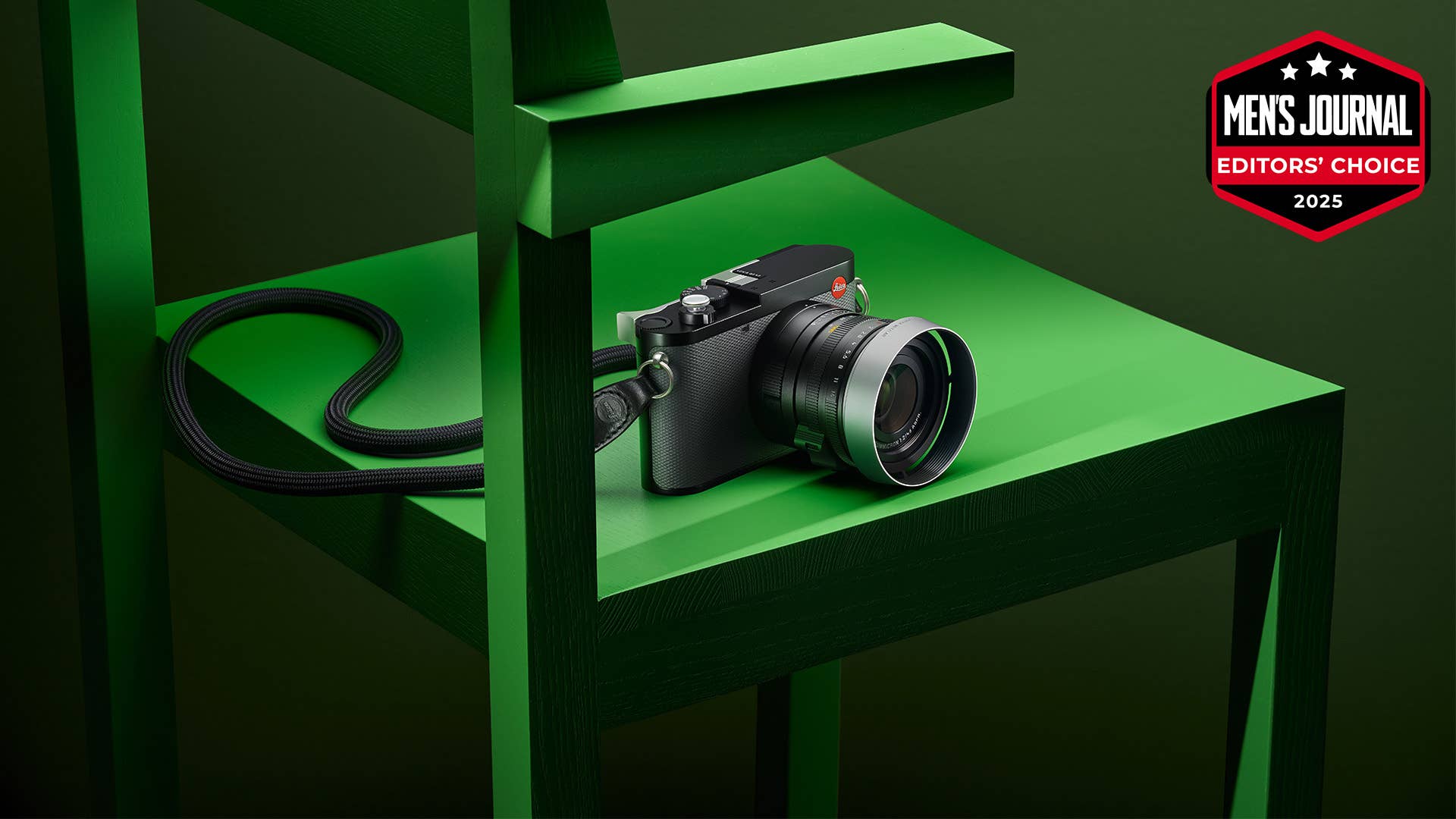 Leica Q3 43 Review: Sharp, Pricey, and Powerful - Men's Journal