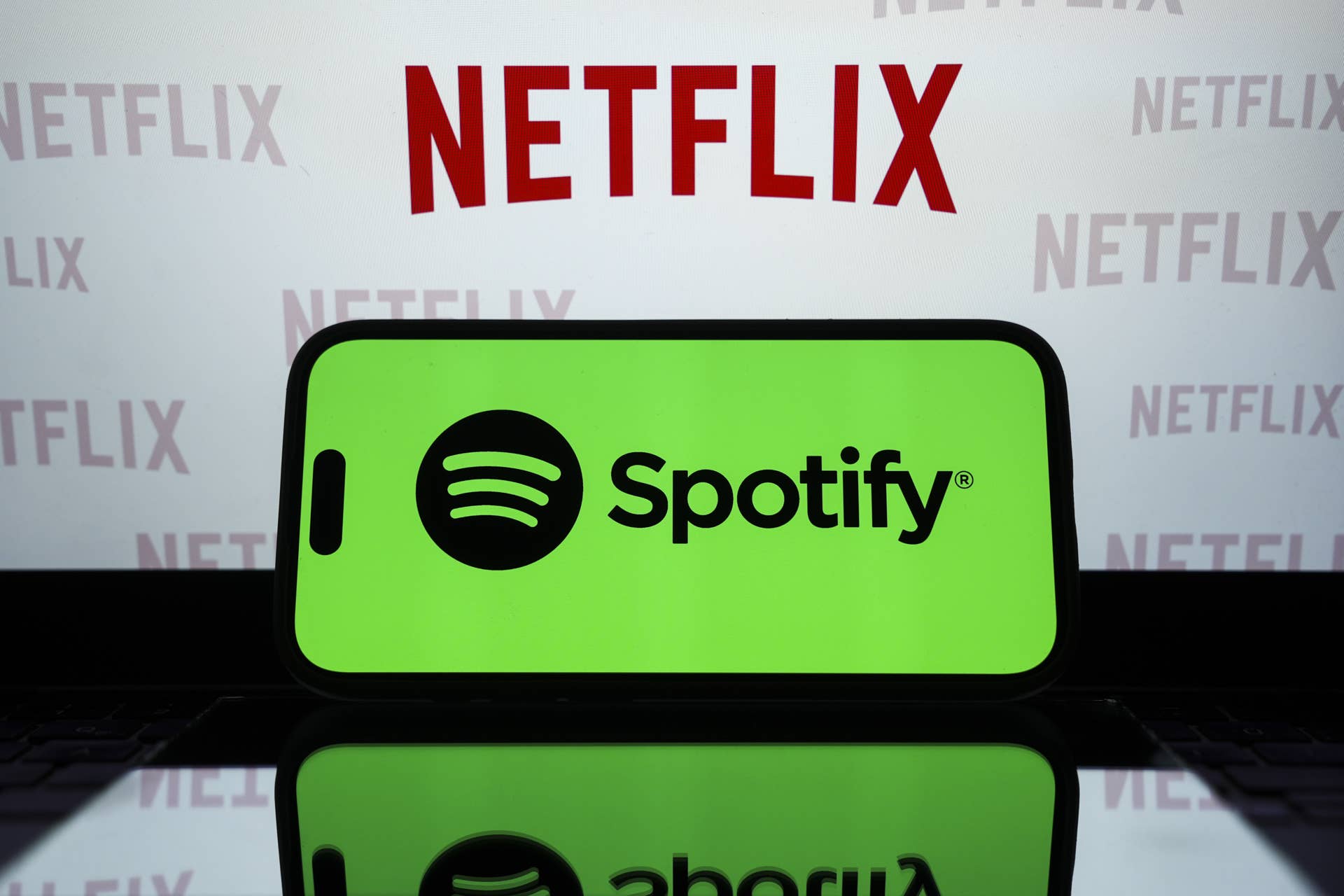 Soptifi Screen Record Labels Pushing Spotify & Apple Music to Copy Netflix - Men's Journal