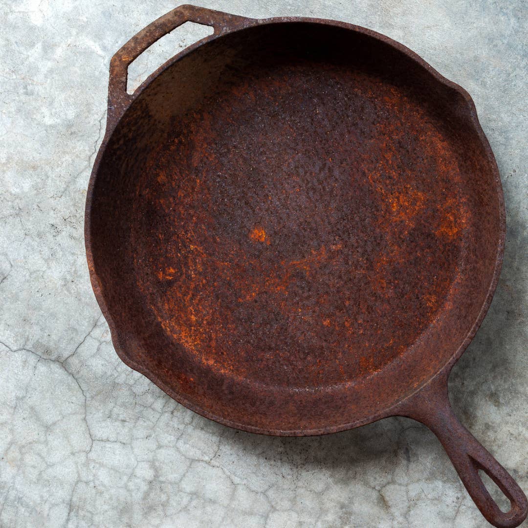 Fire Tools Rusting How to Clean Rusty Tools Using Vinegar, Baking Soda, & More - Men's Journal