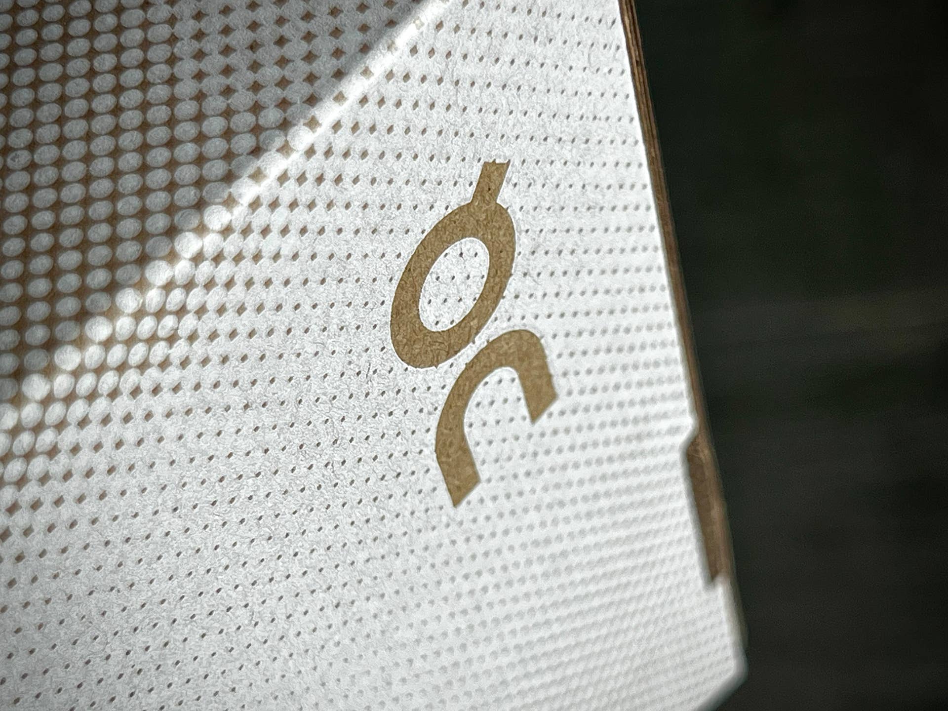 On's Cloudsurfer 2 Running Shoes Are $77 at Zappos Right Now - Men's ...