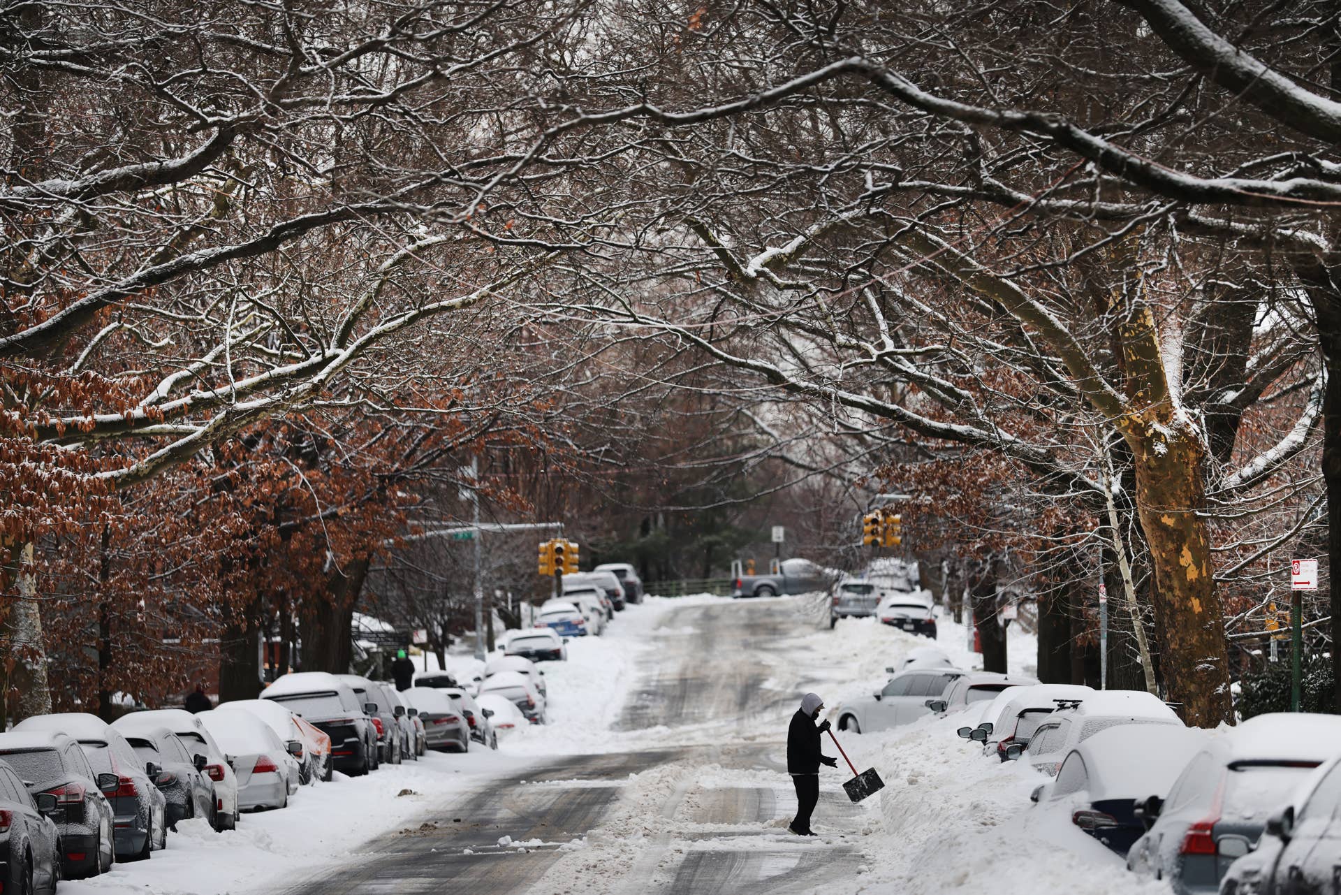 At Least 18 Dead, Nearly 1 Million Without Power After Massive Winter ...