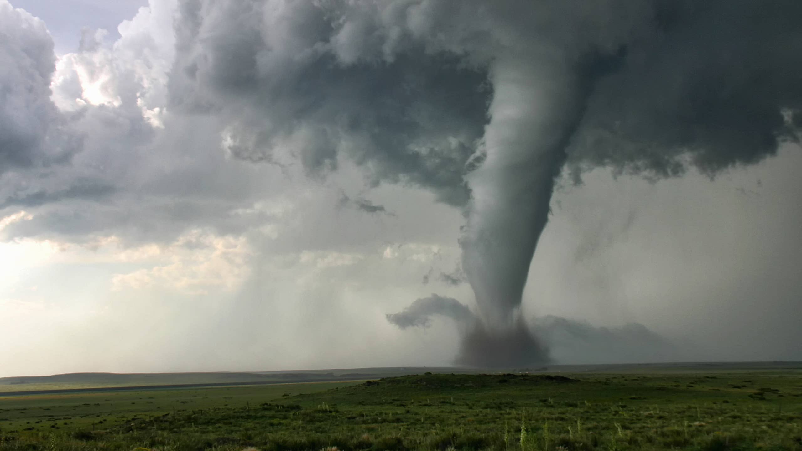 Tornado Warnings Issued For 5 States — ‘Take Cover’ - Men's Journal