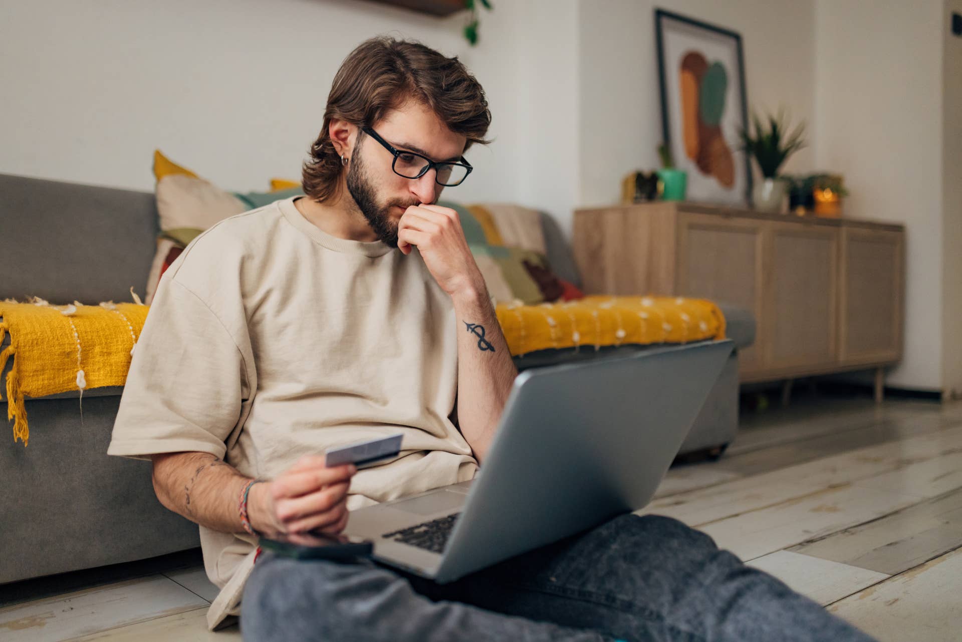Avoid These Sketchy Scams Targeting Men in 2026 - Men's Journal