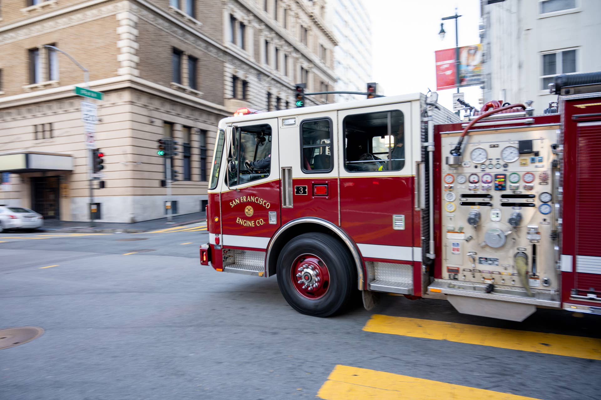 Sf Fire Engine Urgent Red Flag Weather Warnings Announced for 13 States Due to Fire ...