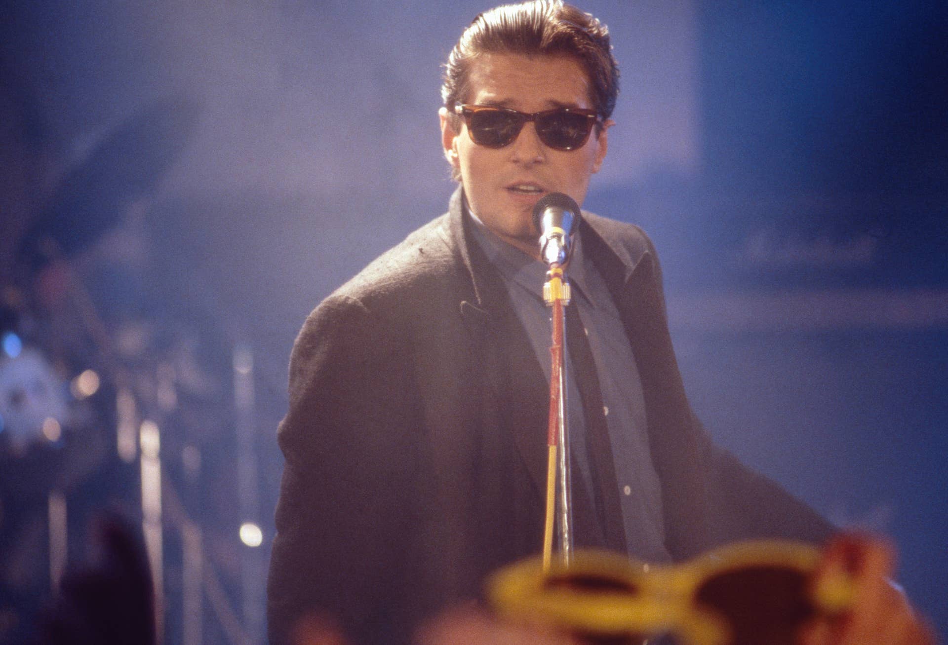 40 Years Ago, This Weird, Genre-Bending Song Hit No. 1 - Men's Journal