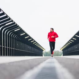 Pro Runners Share the 2 Simple Training Habits That Make Long Runs Feel Easier