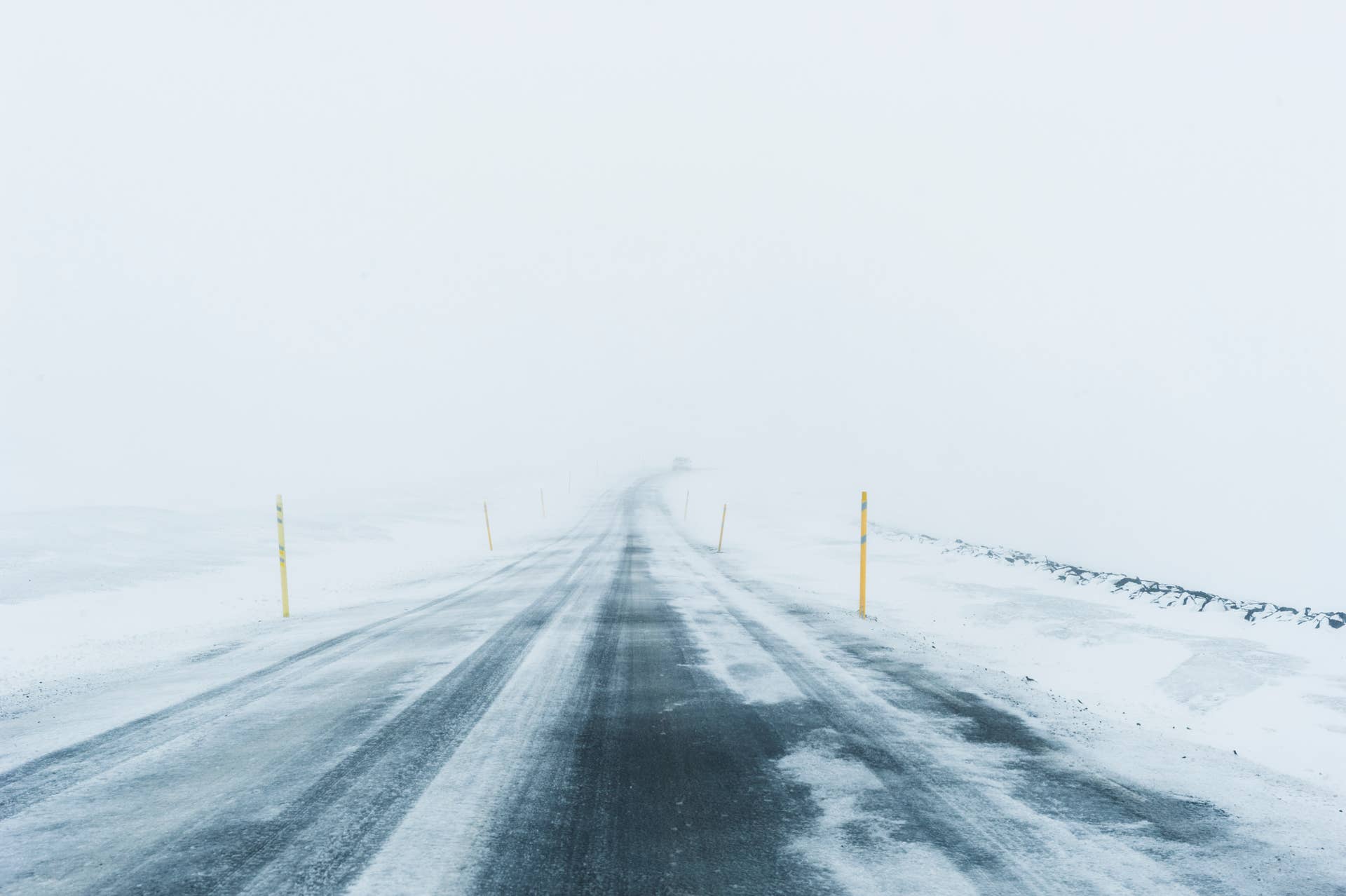 Winter Storm Warning 28 Inches Snow and 100 MPH Winds in Two States ...