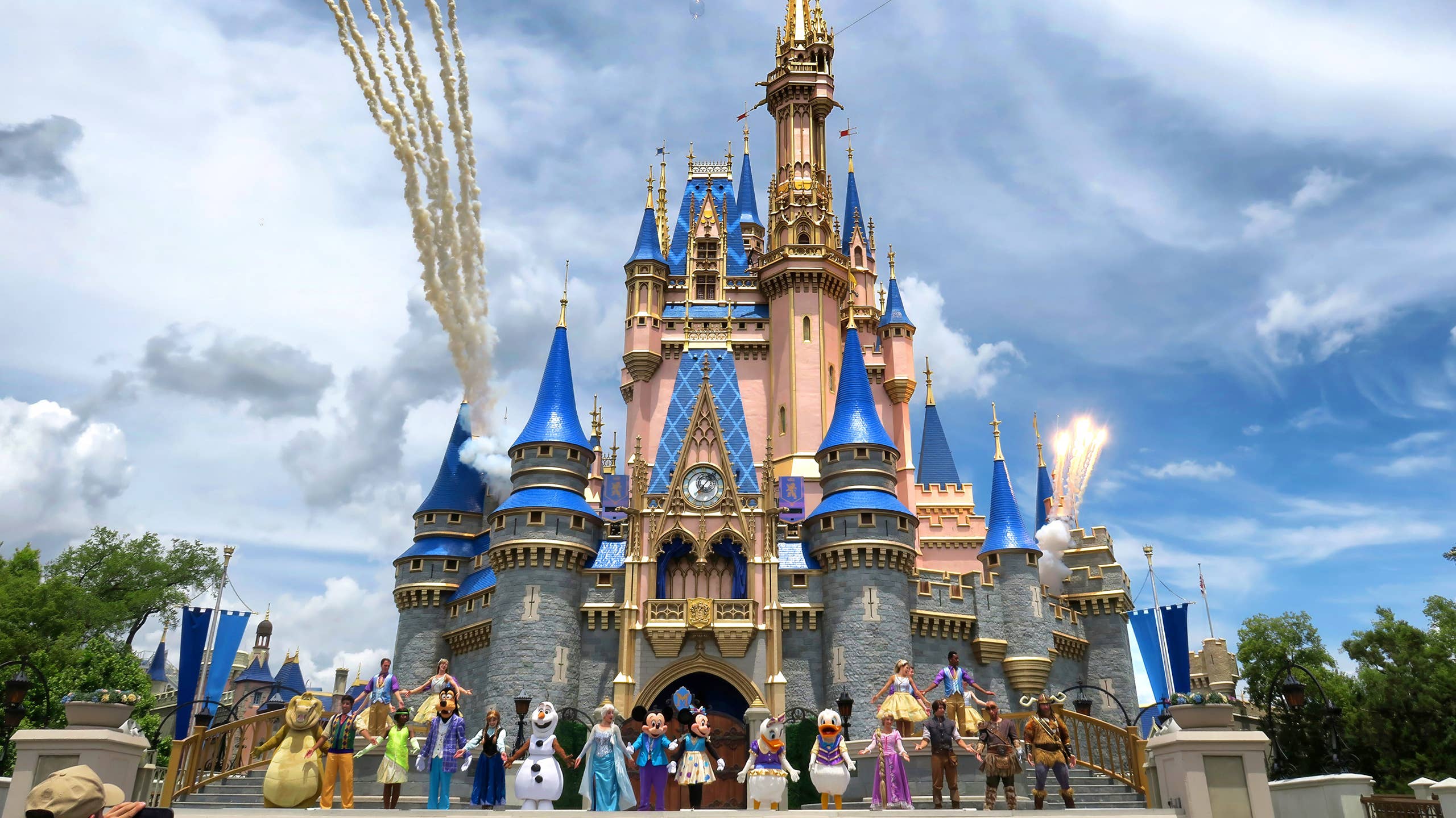 Disney Announces Worrying 2027 Change for Visitors