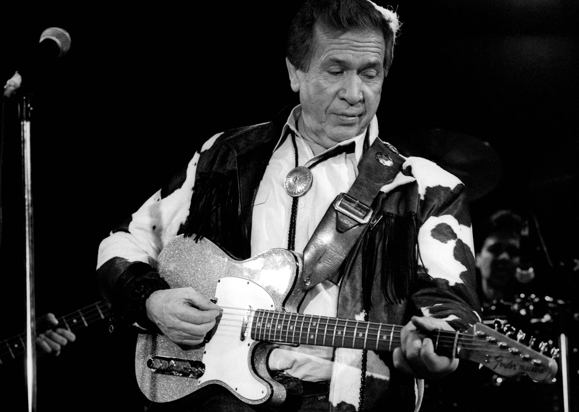 Buck Smith Singer 'I've Got a Tiger by the Tail' Ranked Among 'Best Country Songs of All ...