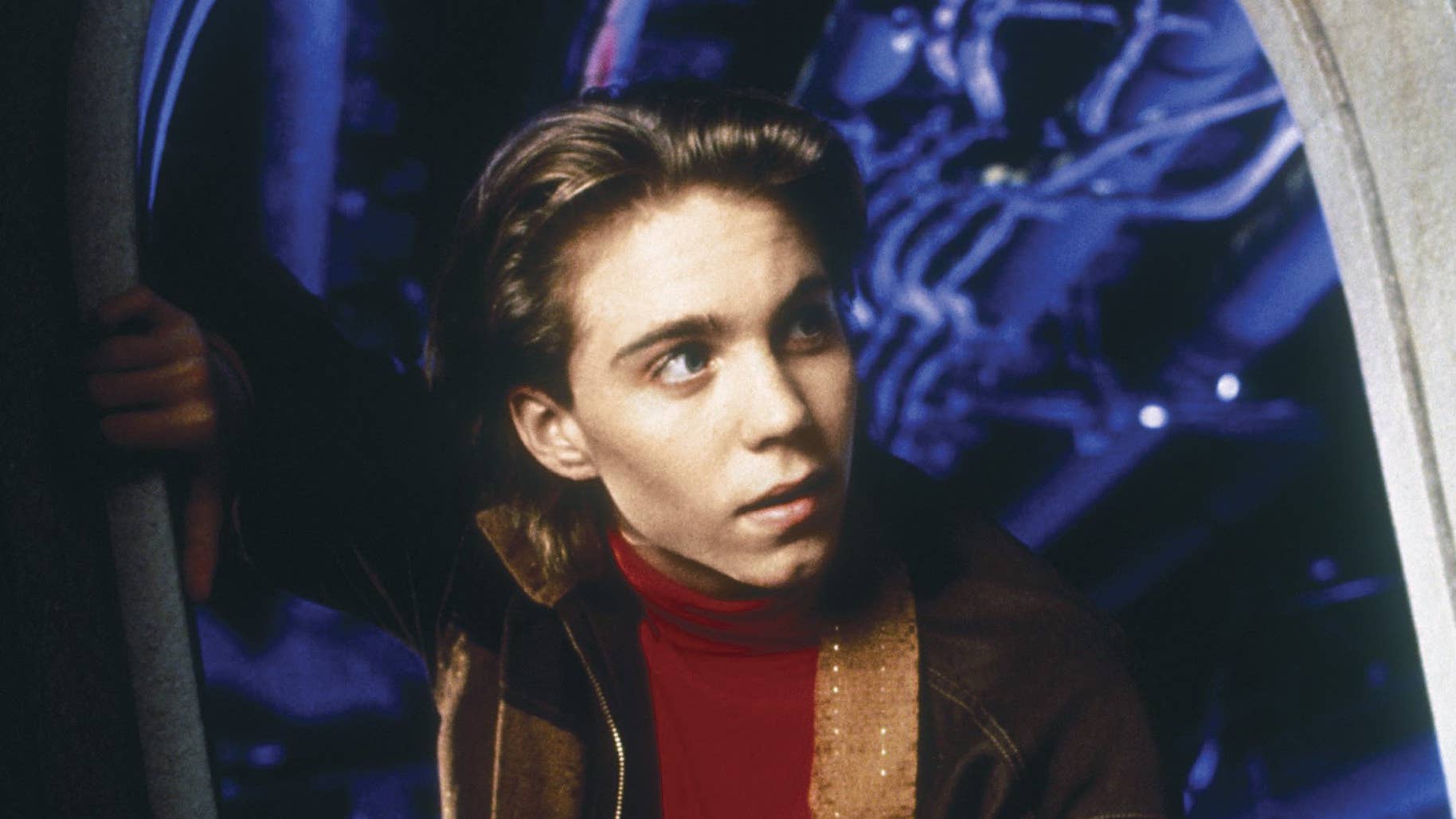 Jonathan Brandis Died at 27, ‘SeaQuest DSV’ and 'It' Star Would Be 50(02)