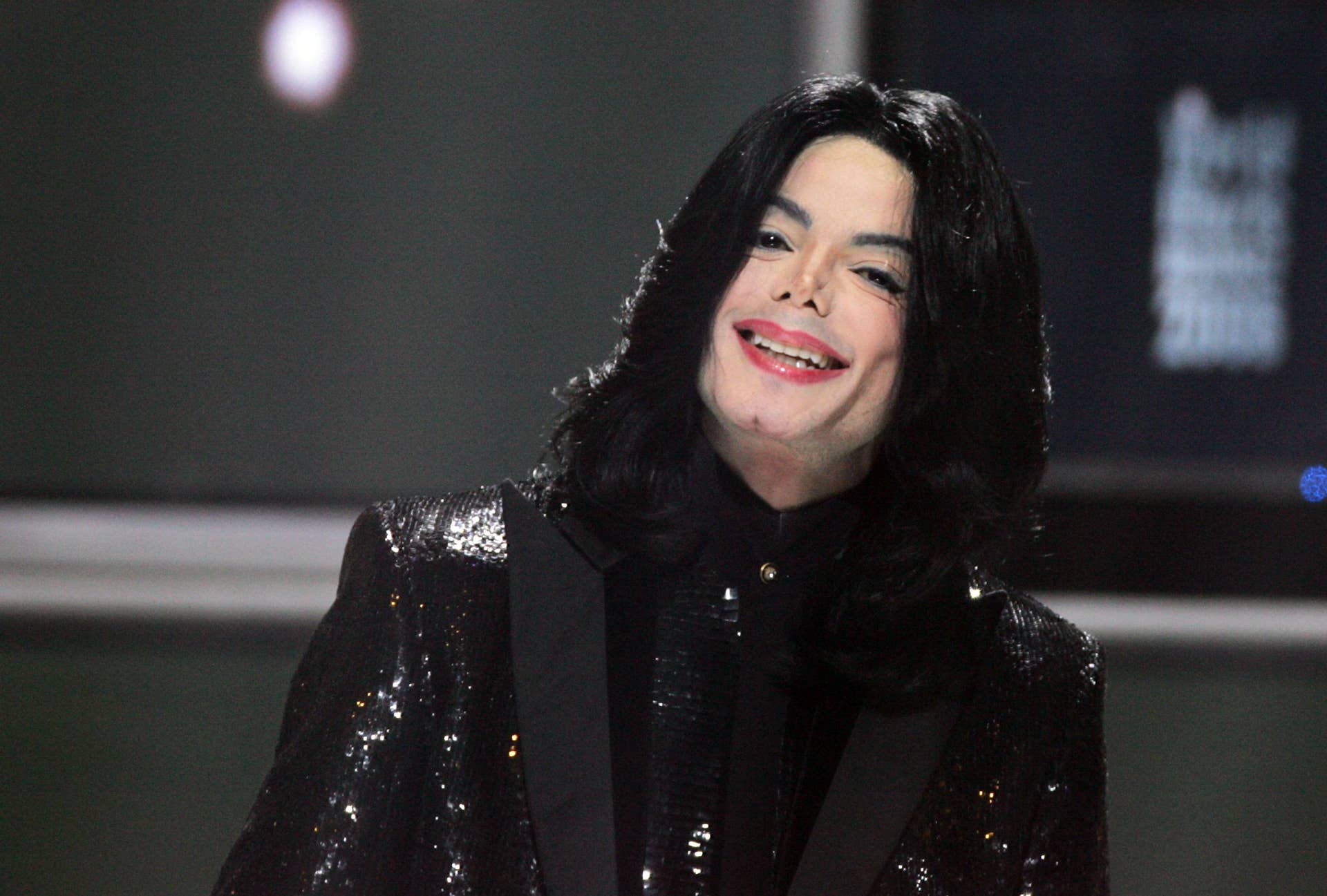 Michael Jackson's Chimp Bubbles Today: See What He Looks Like Now - Men ...