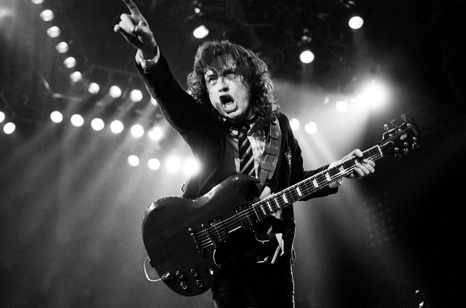 The Greatest Guitar Moment of All Time is a 1990 Song You've Played A ...