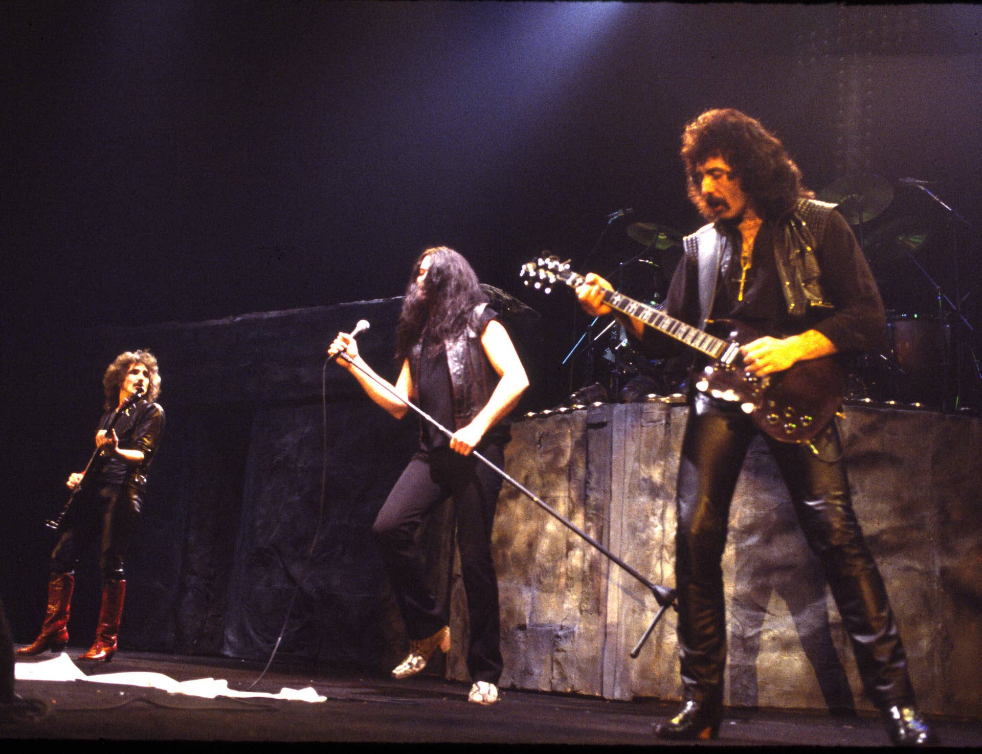 1970 Hit Ranked Among Greatest Guitar Riffs of All Time - It Still ...