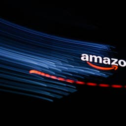 Amazon's $20 4-Pack of Moving Totes Is Going Viral Ahead of the Fall Semester