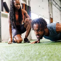 The Lifting Trick That Saves Your Joints, According to a Doctor of Physical Therapy