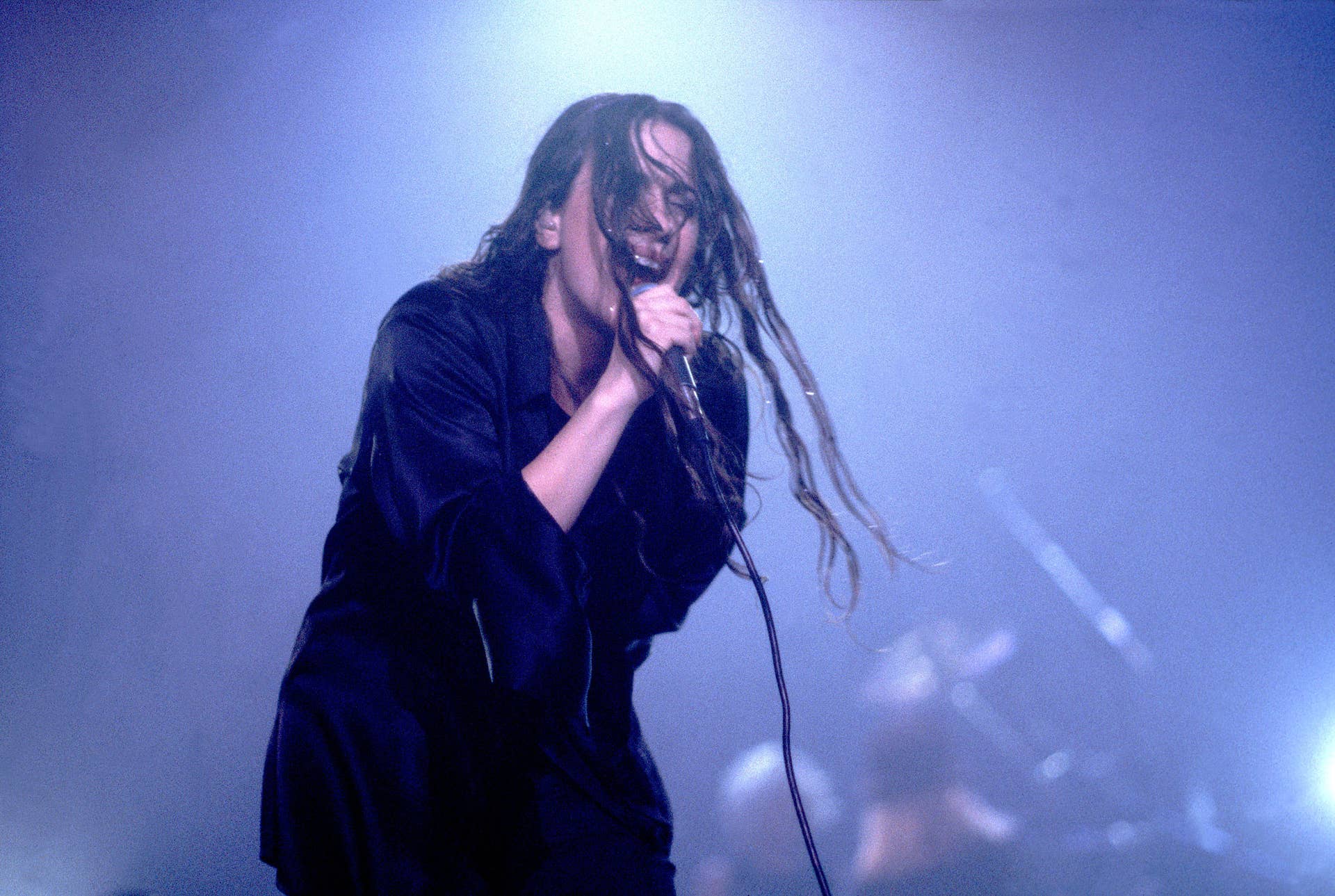 Post Journal Legendary Rock Icon Alanis Morissette Turns 52 Today - Men's Journal