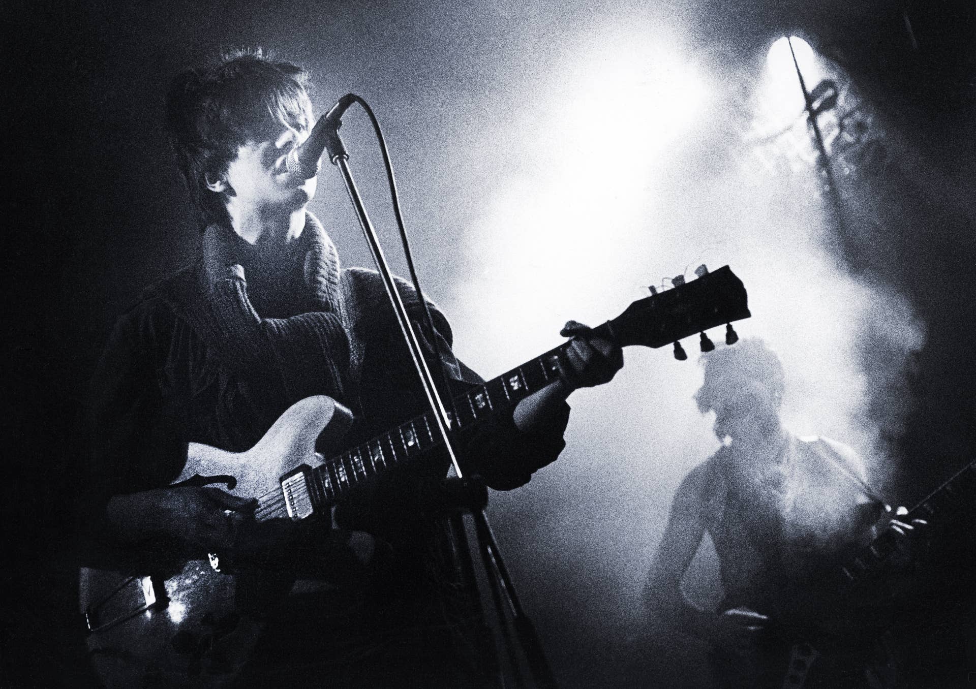 Frontman Ian McCulloch Of 80s Rock Band Injured In Car Crash Men s frontman-ian-mcculloch-of-80s-rock-band-injured-in-car-crash-men-s