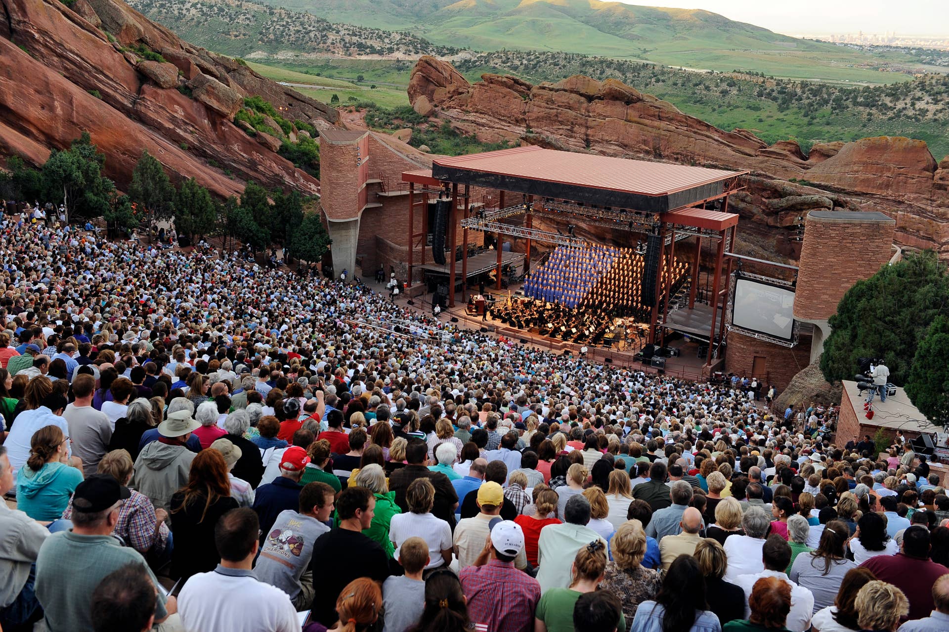 You've Heard of Red Rocks. Ready for White Rocks? - Men's Journal