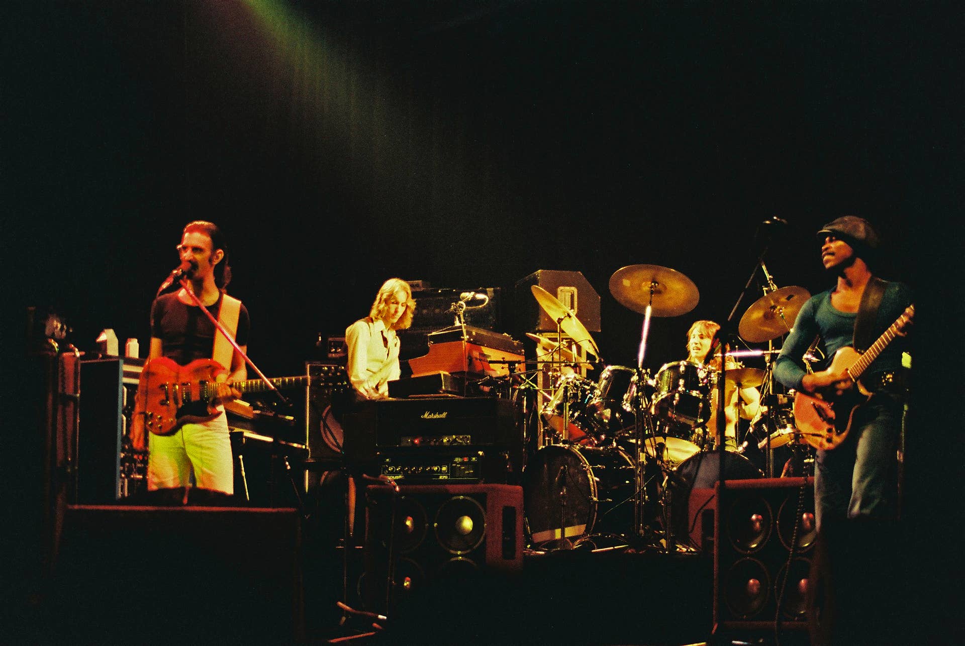 One of the Greatest Drum Solos of All Time Belongs to 1977 Hit - And It ...
