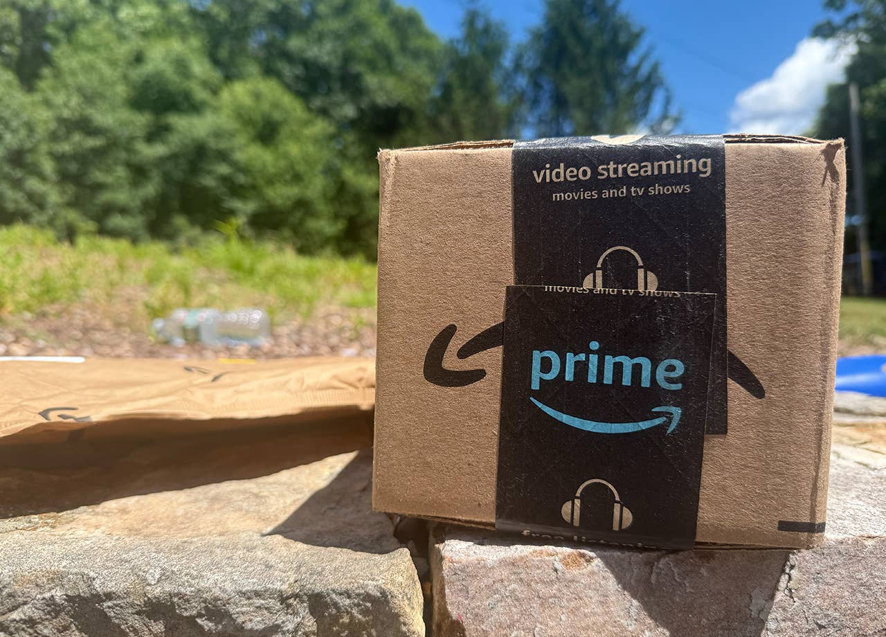 Amazon's $27 Toilet Storage Rack Saves Tons of Space - Men's Journal
