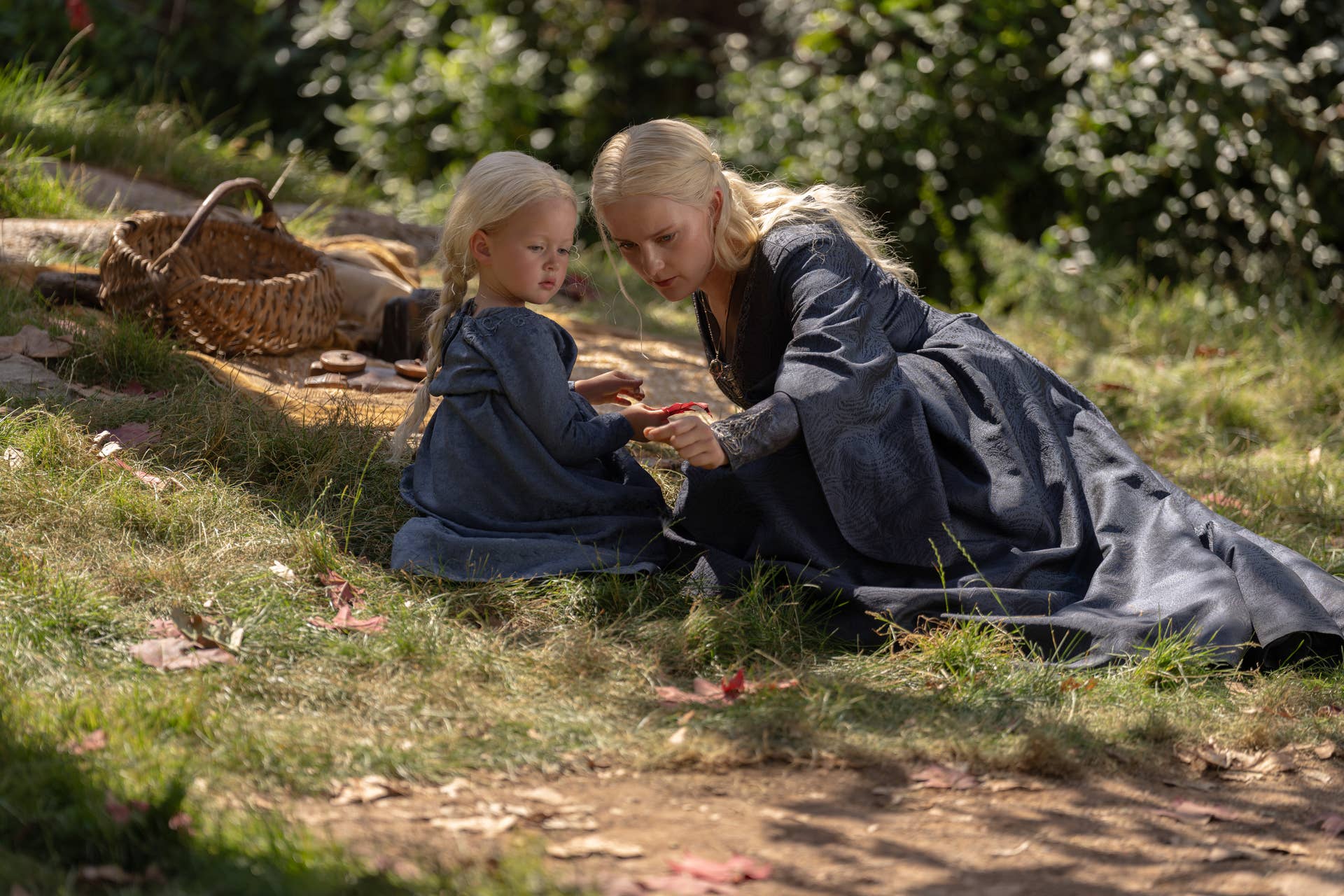 Jaehaera and Helaena in 'House of the Dragon' Season 3, Episode 4