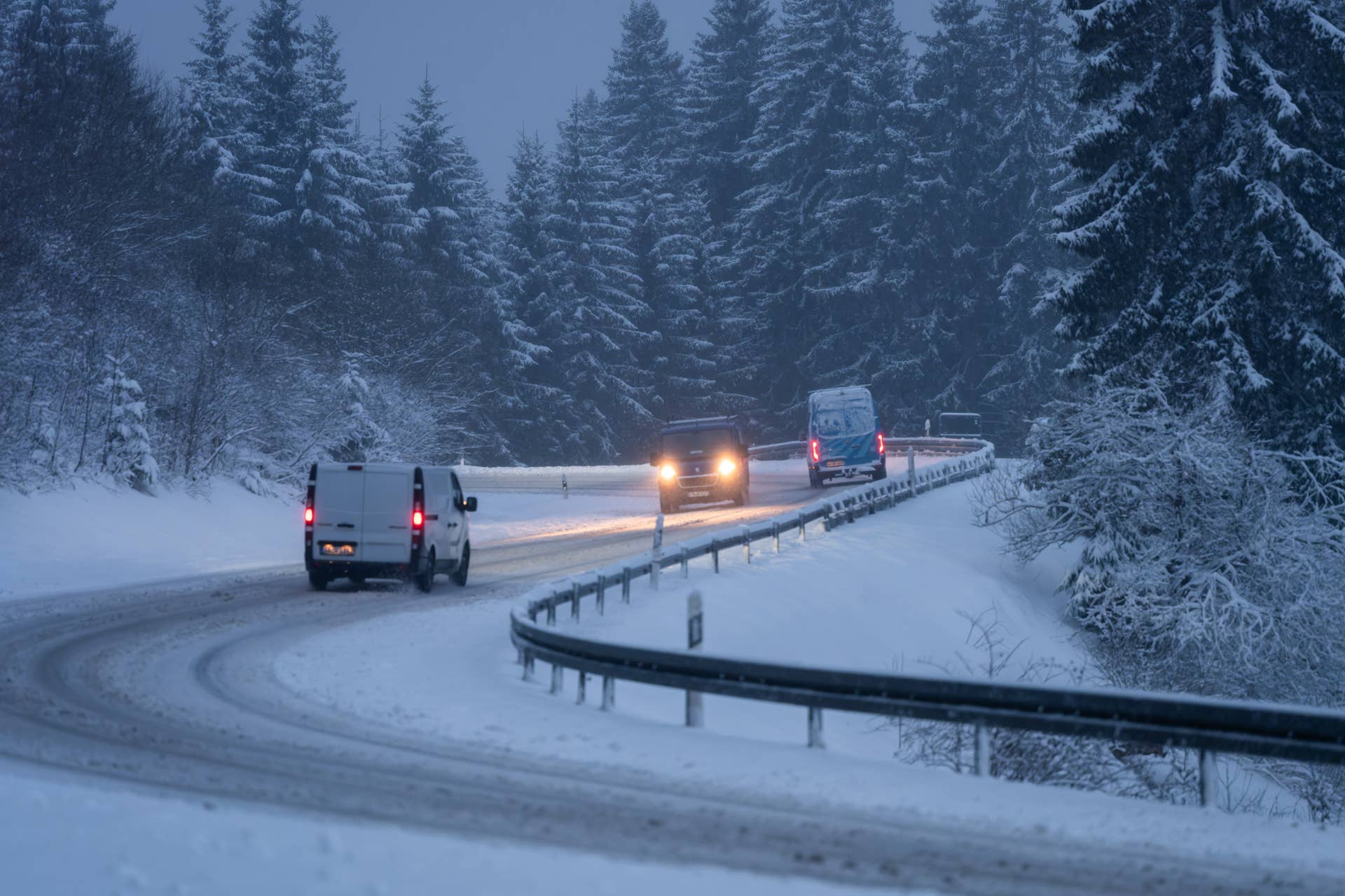 Winter Weather Warning Issued With More Snow Coming This Week - Men's