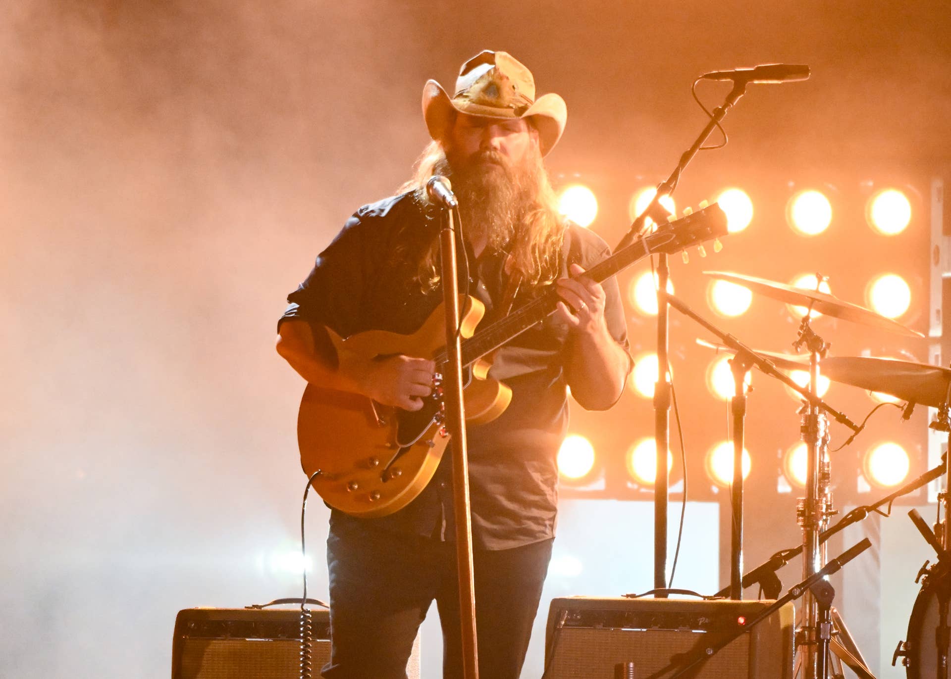 Chris Stapleton Is Headlining America's Biggest July 4 Concert, But That's  Not the Only Surprise - Men's Journal