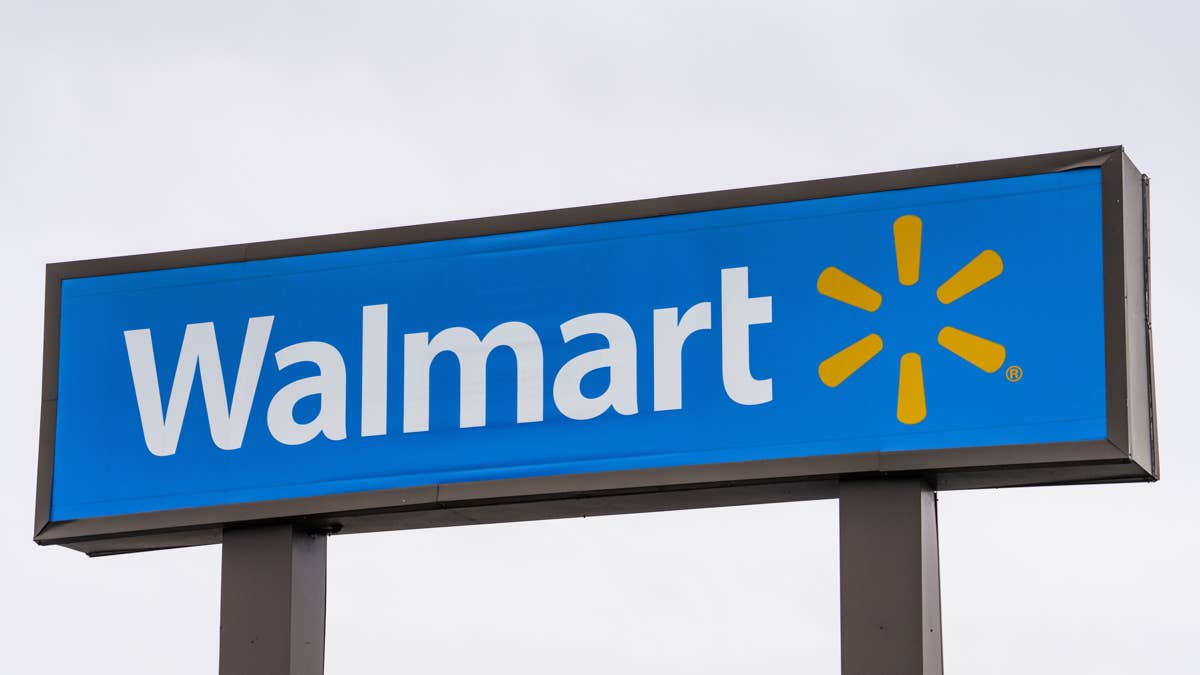 Are Walmart, Target and Home Depot Open or Closed on the 4th of July?