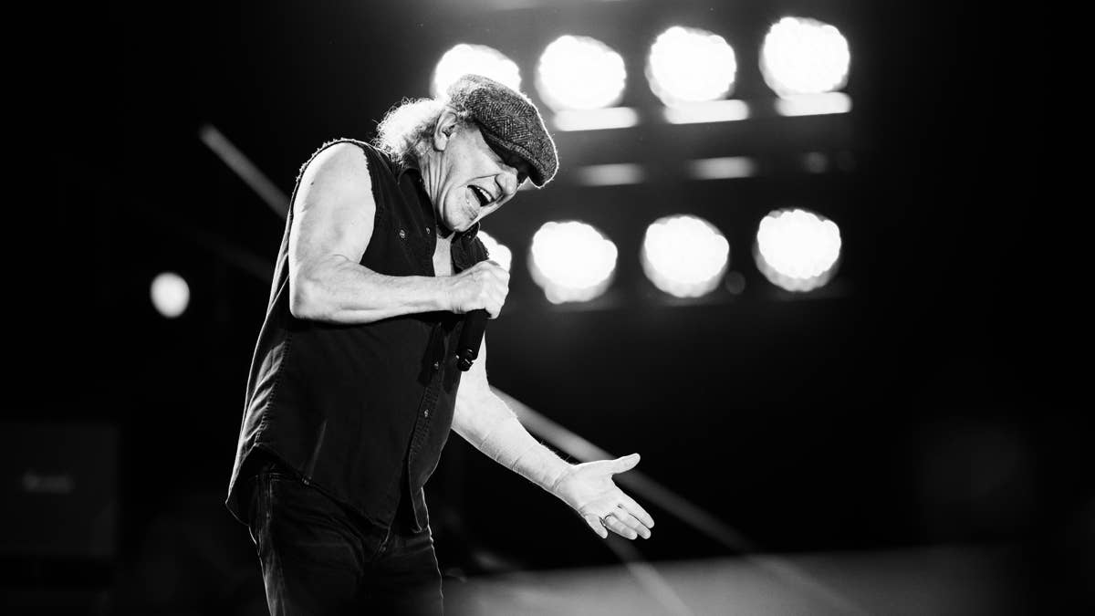 AC/DC Kicks Off U.S. Tour and Brian Johnson's Hearing Loss May Change ...