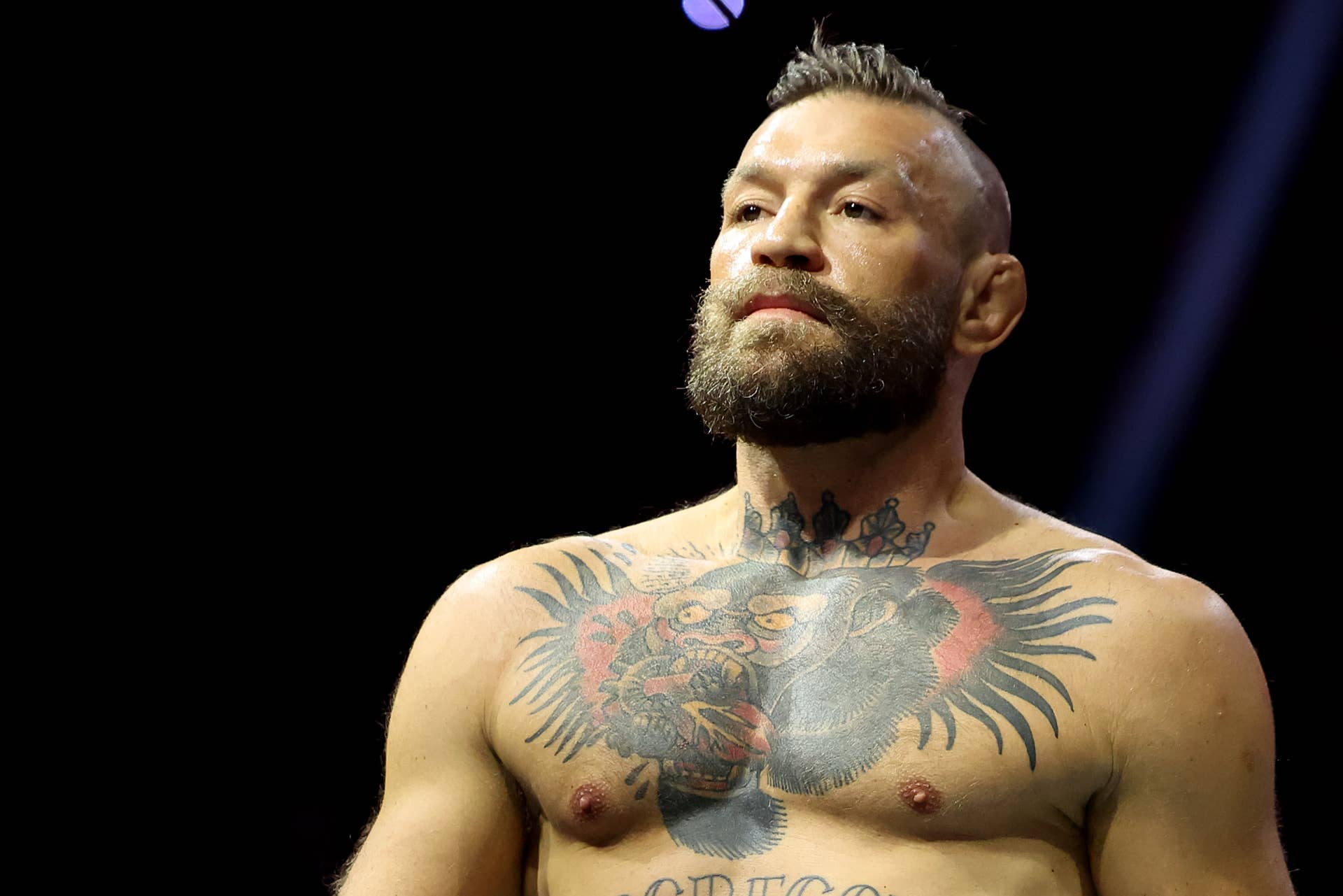 How Much Money Did Conor McGregor Make After Max Holloway Fight? - Men ...