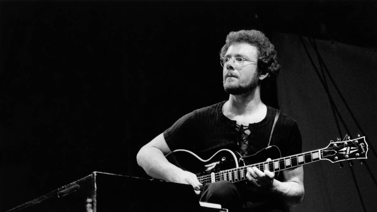 Iconic Musician Named the Greatest Guitarist in Prog Rock