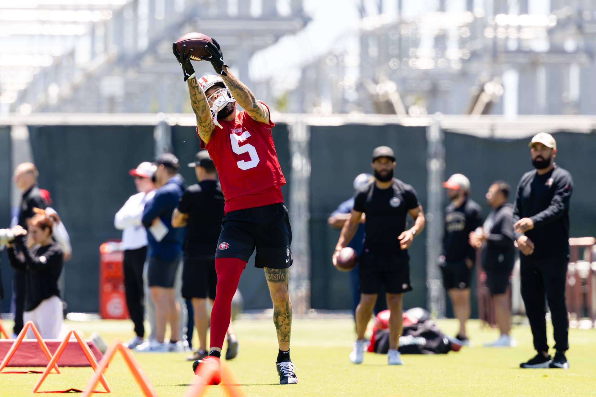 View post: Former 49er Calls Out Team's Potentially Substation-Related Injuries